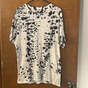 Guess Los Angeles Men’s 100% Cotton Black and White T-Shirt